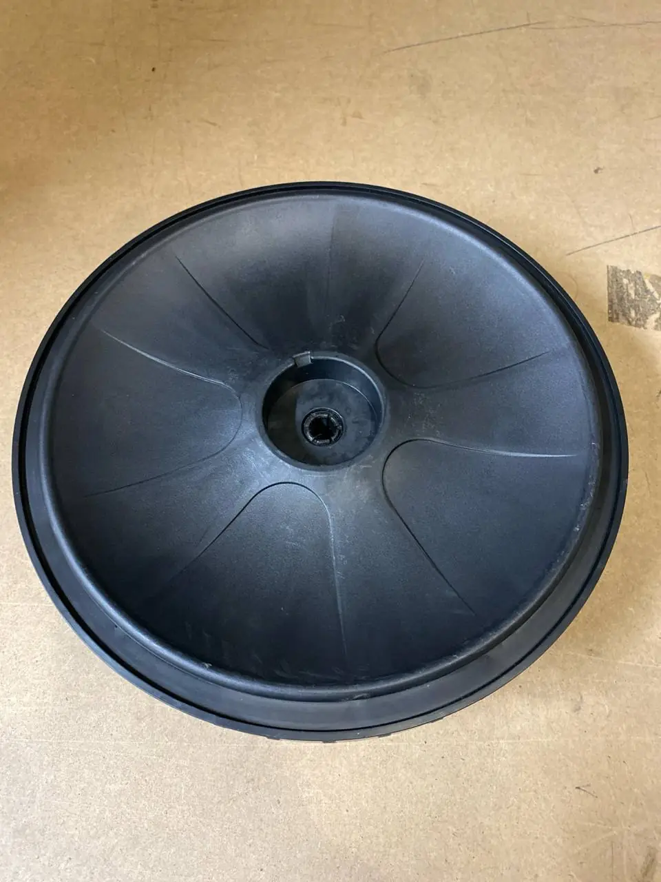 З/Ч для подметальной машины HT-MKM98 Колесо заднее Ø285 мм (пластик)