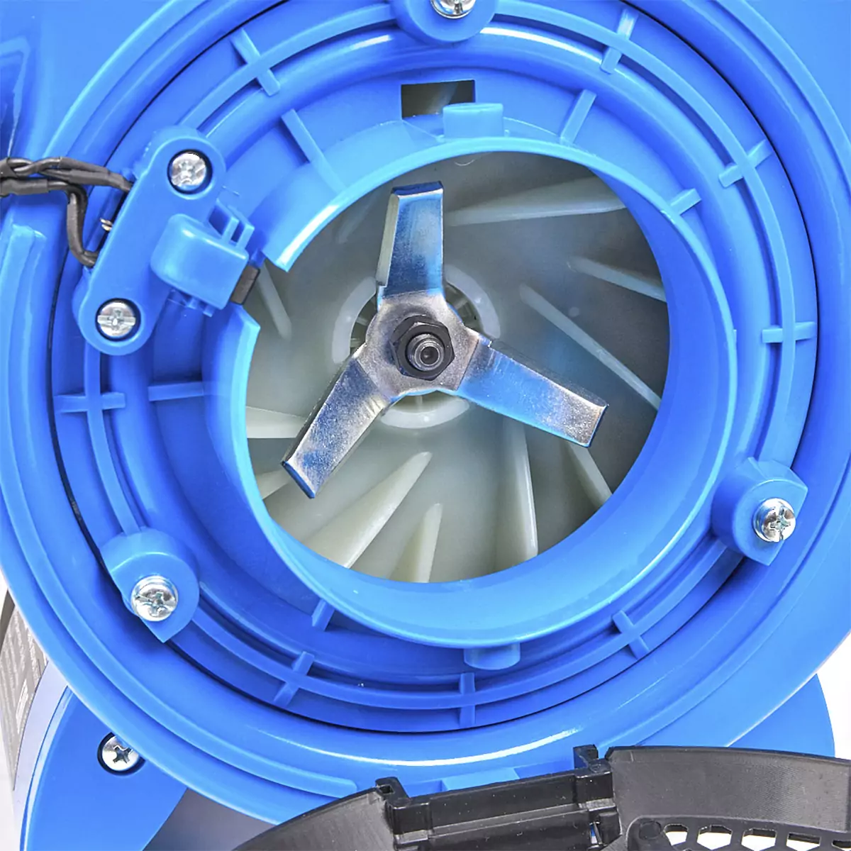 Воздуходувка - пылесос бензиновая HAITEC HT-LBS128P 0.9 КВТ