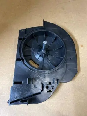 З/Ч для подметальной машины HT-MKM98 Опора колеса правая передняя (пластик + мет